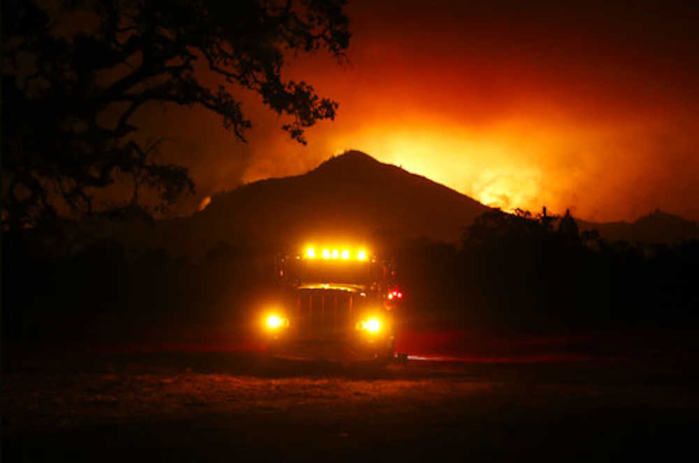 【画像・写真】漫画家の故チャールズ・シュルツ氏の自宅が山火事で全焼　ジーン夫人は避難