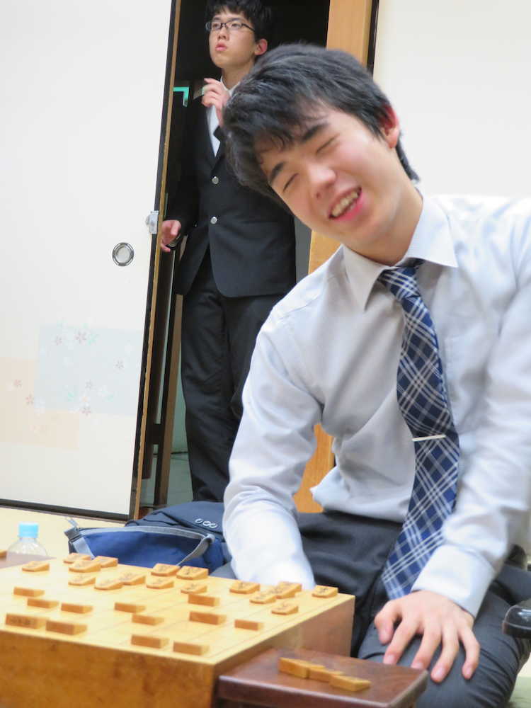 藤井四段、公式戦１０連勝　順位戦Ｃ級２組は６戦全勝でトップ