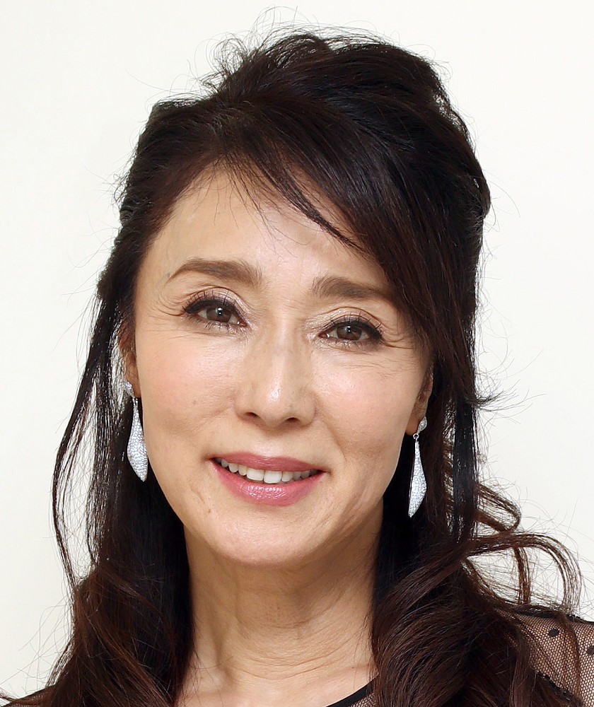 ５７歳・浅野ゆう子、昨年末に一般男性と結婚していた「この年齢だからこそ」