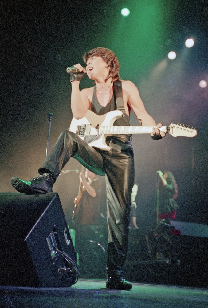 ロックグループ「１ｓｔ　ＢＬＯＯＤ」のボーカルとして活躍していた大野誠さん（１９８８年１１月６日撮影）