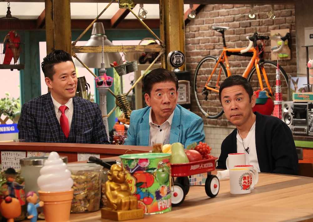 関西テレビ「おかべろ」で爆笑トークする（左から）西川忠志、西川きよし、岡村隆史