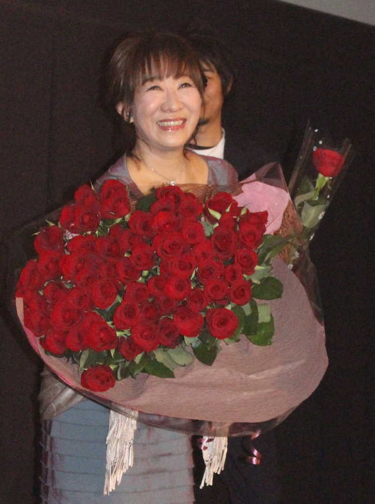 浅香あき恵、年下イケメンとのキスシーン「思いっきり味わった」