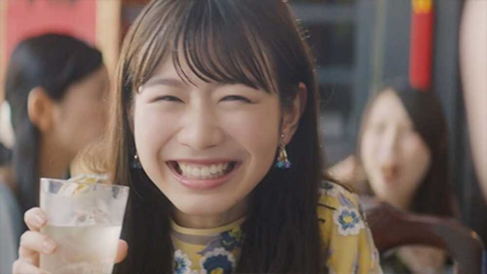 チョーヤ梅酒「酔わないウメッシュ」のＣＭで話題の岡本夏美