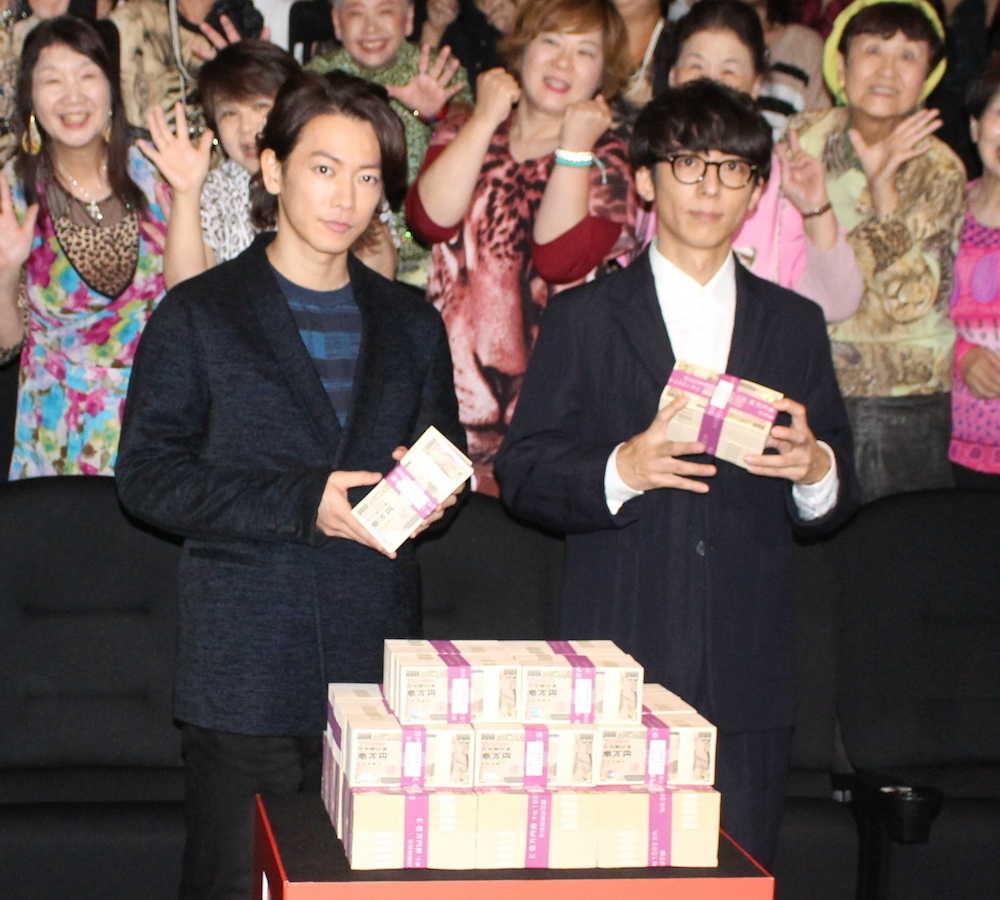 【画像・写真】佐藤健＆高橋一生　オバチャーンの「３億円で世界一周旅行に連れて行って〜」にタジタジ