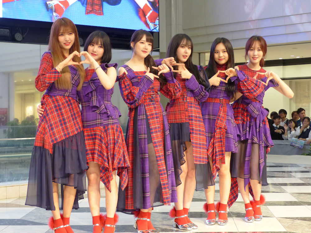 ＧＦＲＩＥＮＤ　日本デビュー曲記念イベントで笑顔「うれしい」