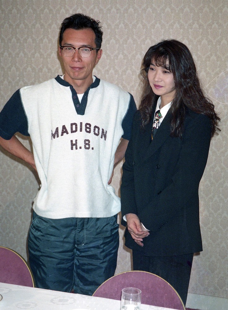ＴＢＳ「私は貝になりたい」の会見に出席した所ジョージ（左）と田中美佐子（９４年）