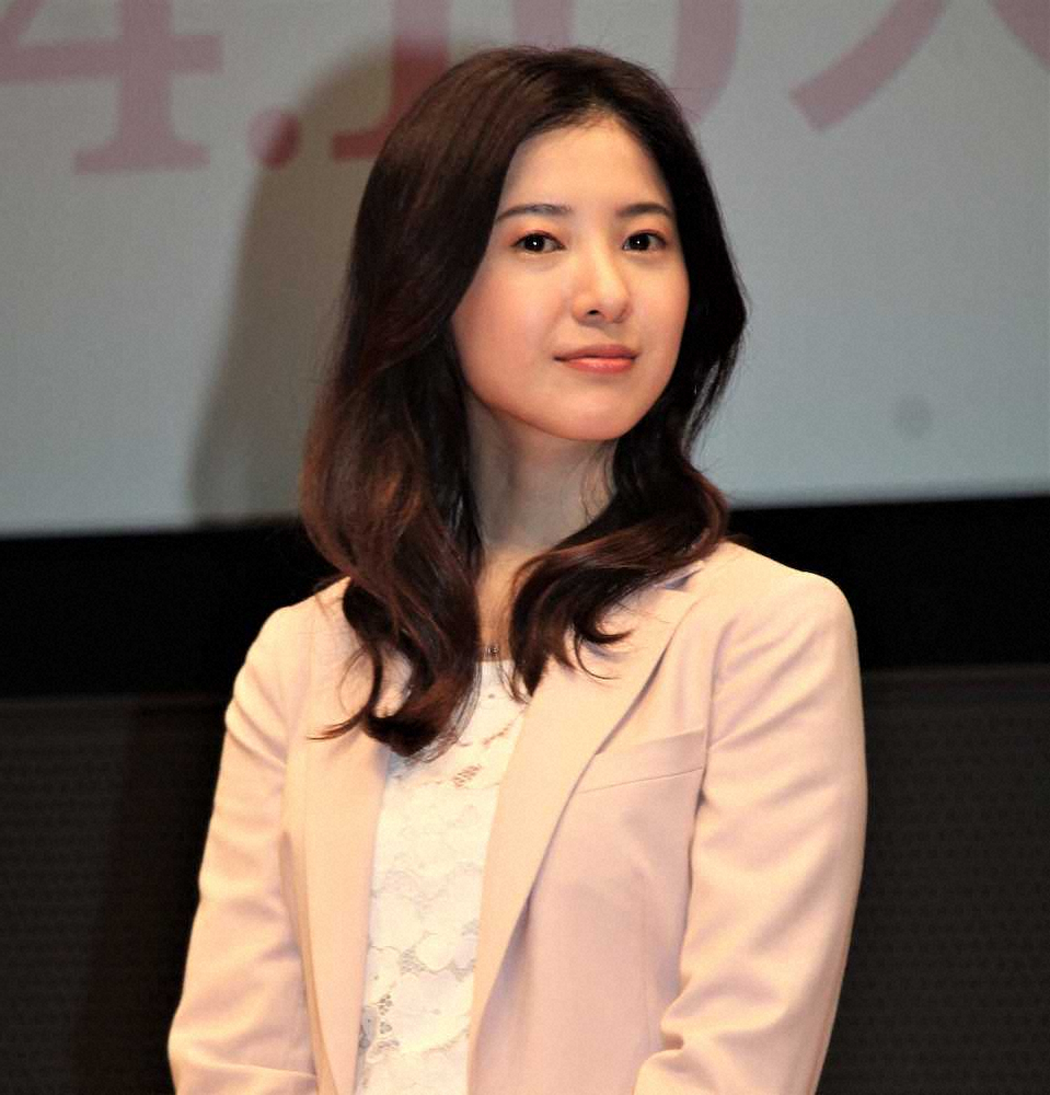 吉高由里子　仕事でのモットーは「スタッフさんの名前をより早く覚えること」