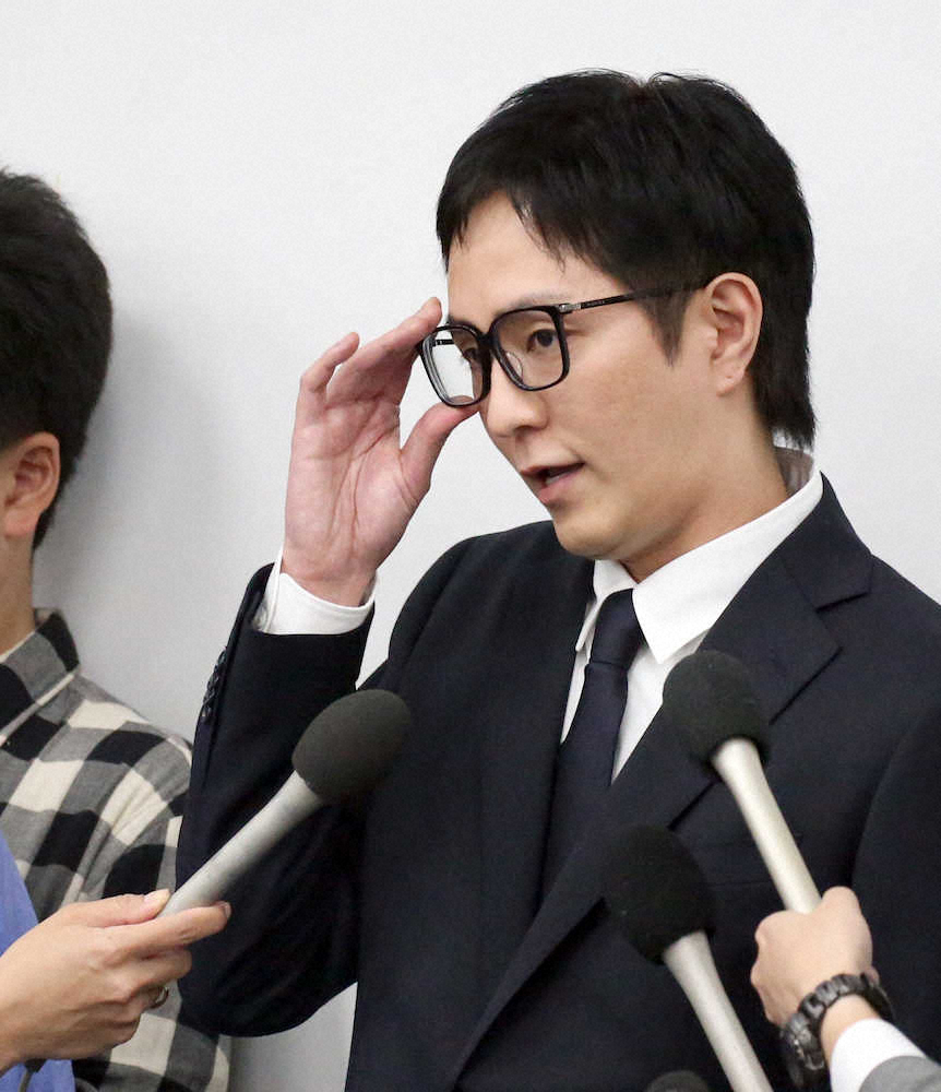 「AAA」浦田直也が活動自粛を発表　会見で謝罪「心から反省」