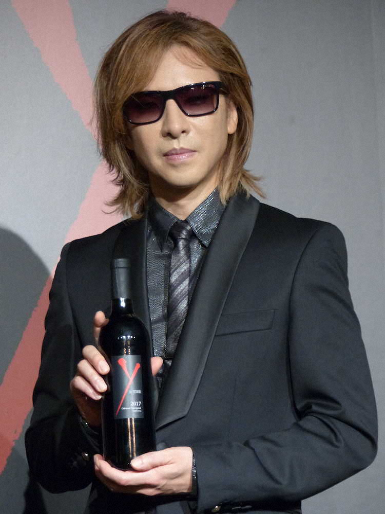 YOSHIKI　進次郎氏と滝クリ祝福「素敵な一家になりそう」