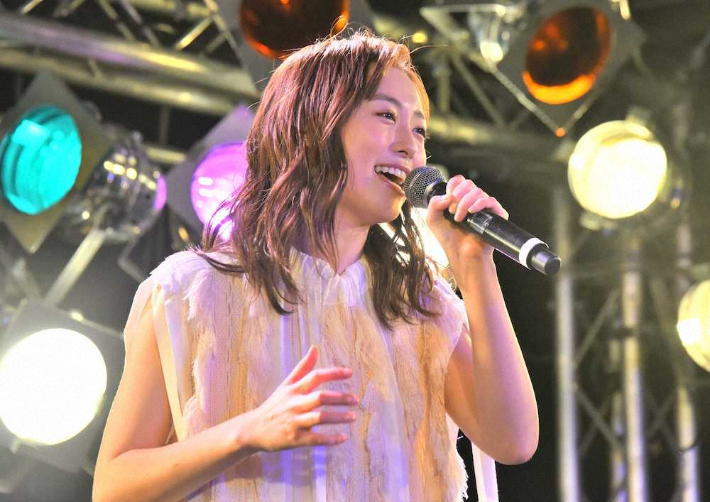 親友応援に感涙…福原遥　デビューシングル発売「いつか自分の曲を歌いたかった」