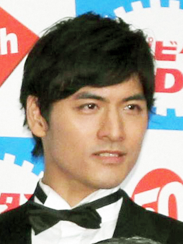 俳優の滝川英治