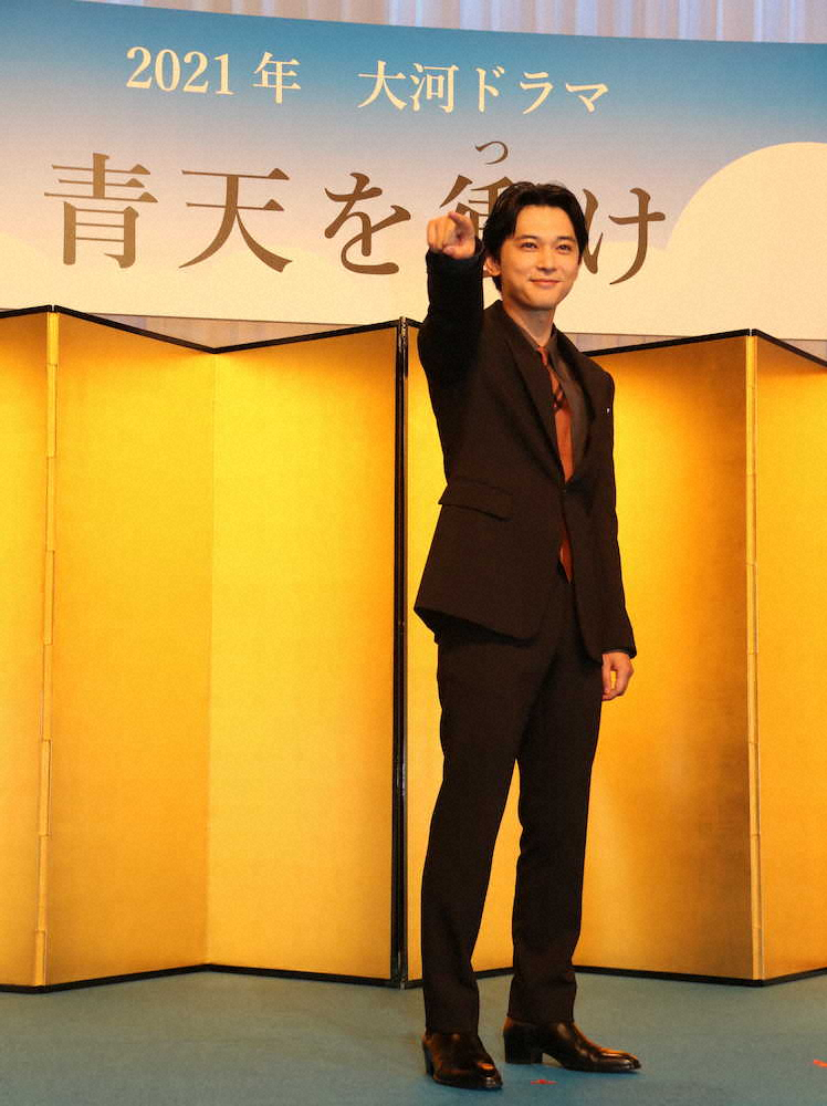 2021年NHK大河ドラマ「青天の衝（つ）け」制作・主演発表会見に出席した、主演の吉沢亮