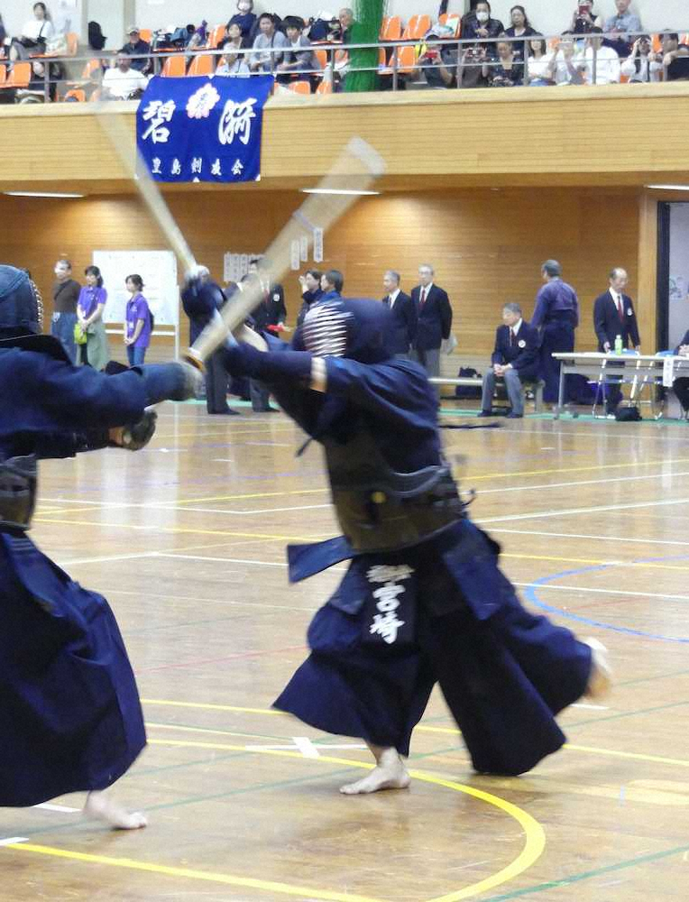 【画像・写真】ASKA　剣道大会で優勝! 本名で参加、鮮やか四段の剣さばき