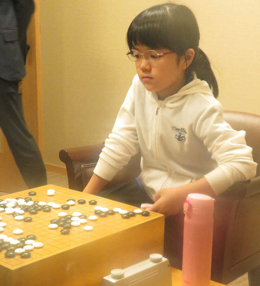 仲邑菫初段、男性棋士に5連勝！26歳・高木二段は脱帽「途中から勝てる気がしなかった」