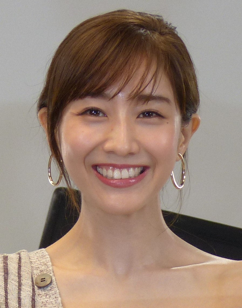 田中みな実、局アナ時代のアフロヘア公開「ニッポンいじるZ同窓会」写真集初版12万部決定も報告