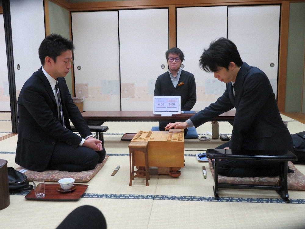 藤井七段、船江六段と対局　全勝守れるか　名人戦順位戦C級