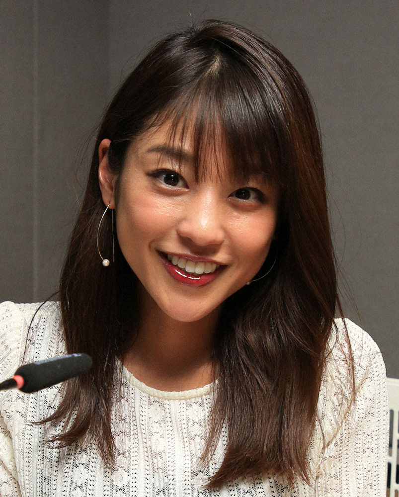 岡副麻希“インスタあざとい”指摘に反論「脚いいじゃん」　中井りか「これはアウト」