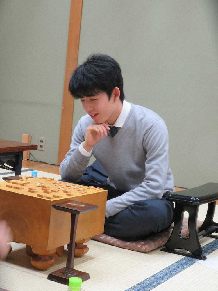 藤井聡太七段　初の王位戦挑戦者決定リーグ入りに王手　聖火ランナーは「自信がない」