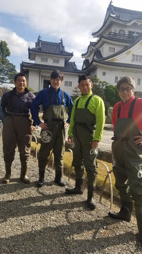 【画像・写真】テレ東「池の水」ロンブー淳が“守り抜いた城”を400年ぶり水抜き　個性派俳優コンビが参戦