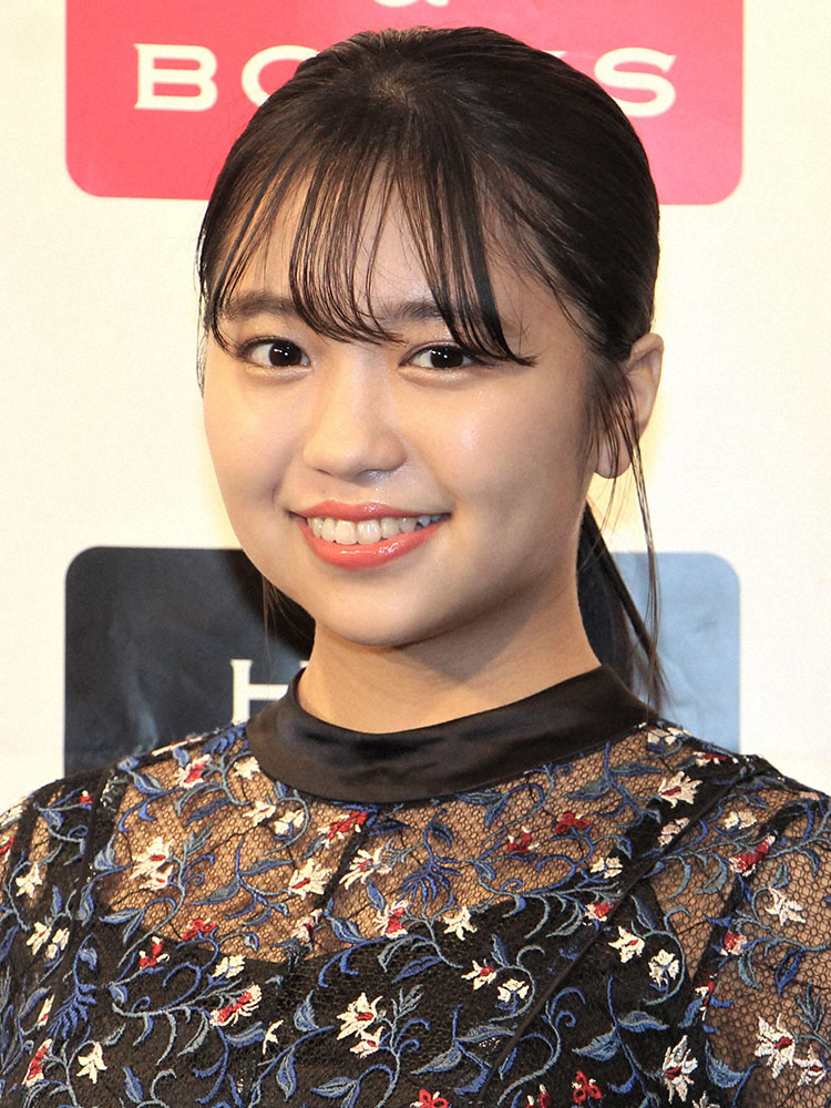 【画像・写真】大原優乃「幸せな成人式」　赤色の振袖姿を披露　ファン絶賛「超超超かわいすぎる」