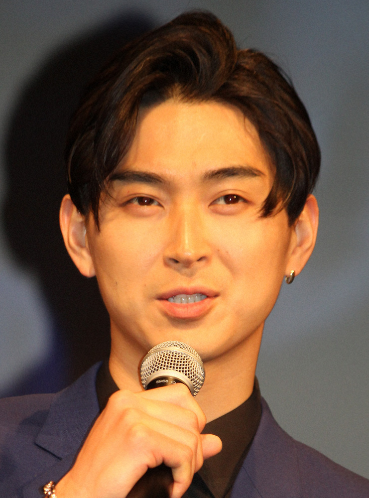 松田翔太ら神対応　au「三太郎」新作CMに一般男性が出演！バラエティー番組でまさかの実現