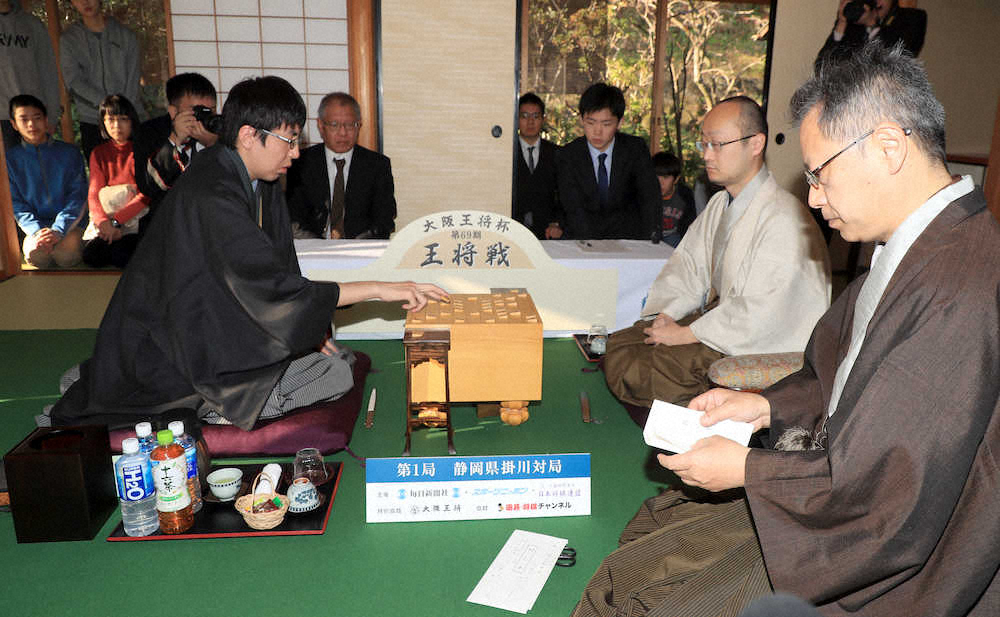 【画像・写真】王将戦第1局　封じ手は「6三金」　2日目の対局が再開