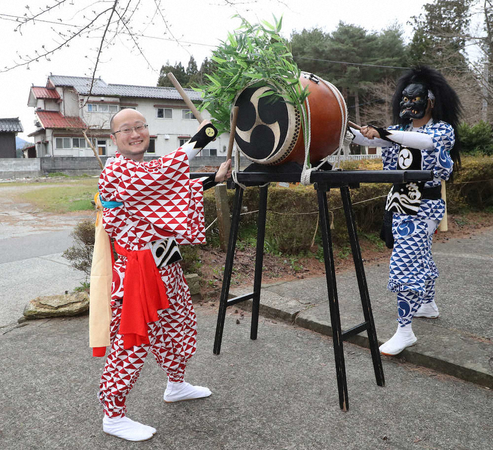 王将戦連覇の渡辺王将「最高の結果」に満足げ　厄払いの神事「鬼太鼓」でコロナ終息願う