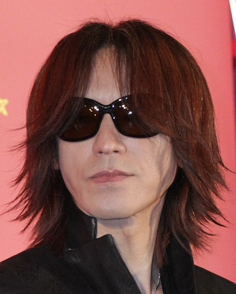 SUGIZO　白マスク指定にあきれ「あり得ない。情けない」「僕は毎日黒マスクですけど…何か？」