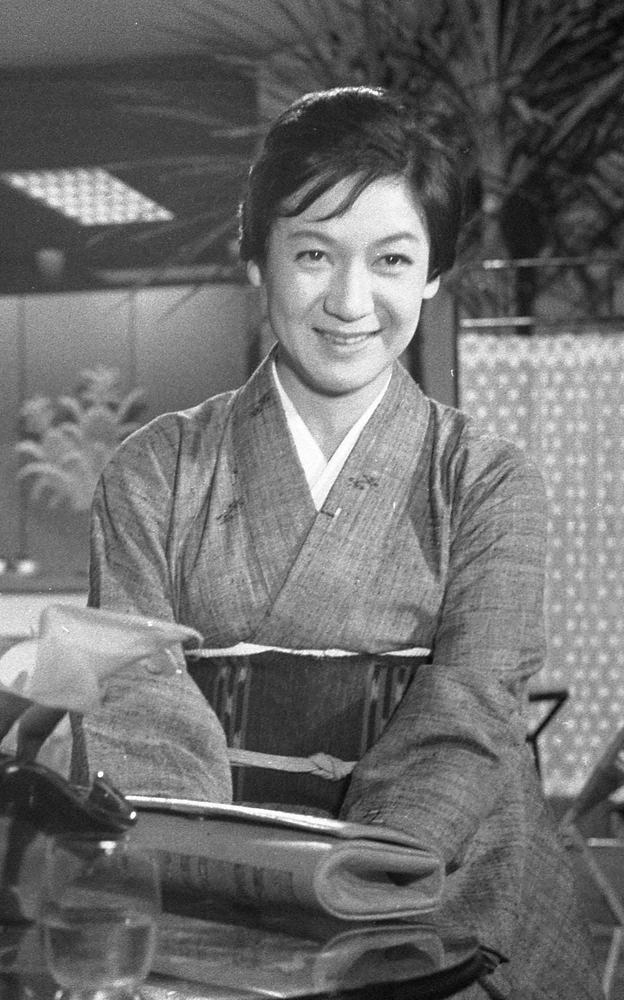 原節子さん生誕100年　映画「お嬢さん乾杯」に残された「天上の美女」