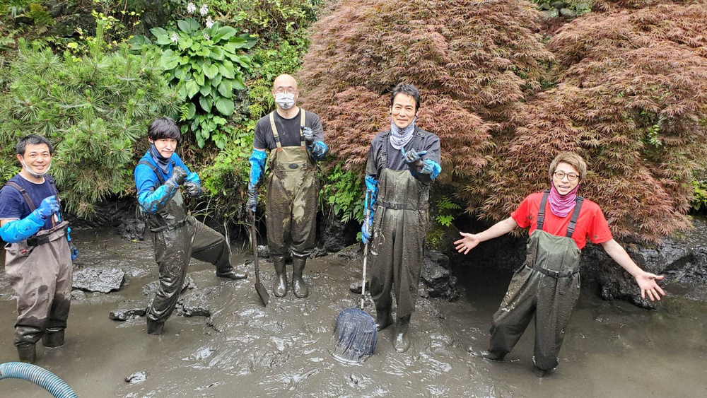 28日放送の「池の水ぜんぶ抜く大作戦」はソーシャルディスタンスを守りながら池の水抜きに臨んだ（C）テレビ東京