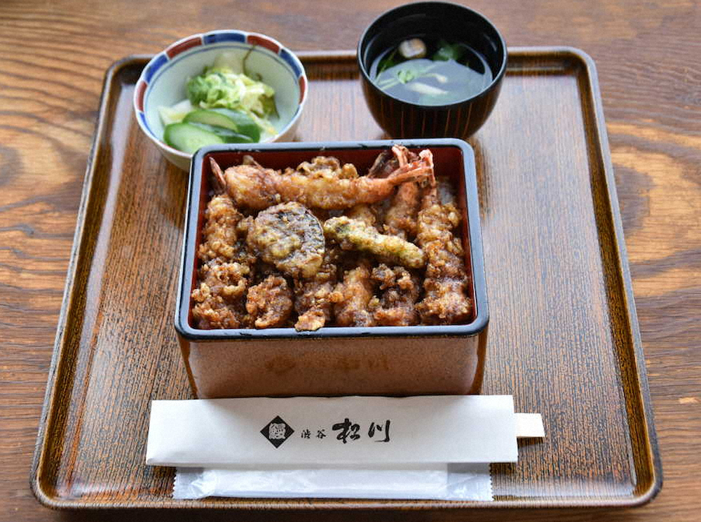 【画像・写真】藤井七段、昼食は「海老天重」　渡辺棋聖は「うな重（桜）」