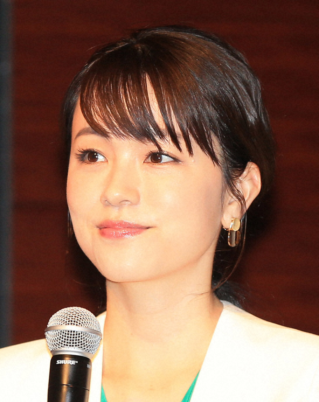 本田朋子アナ　ヘアカラー「アッシュ系」チェンジに「めっちゃ似合ってます」「お似合いです」