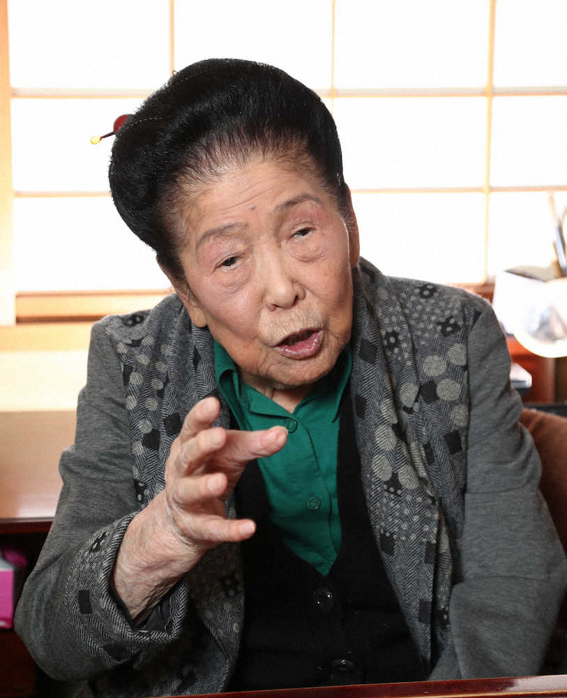 内海桂子さん、常に時代の先端取り入れ…87歳からツイッター、フォロワーは49万人に