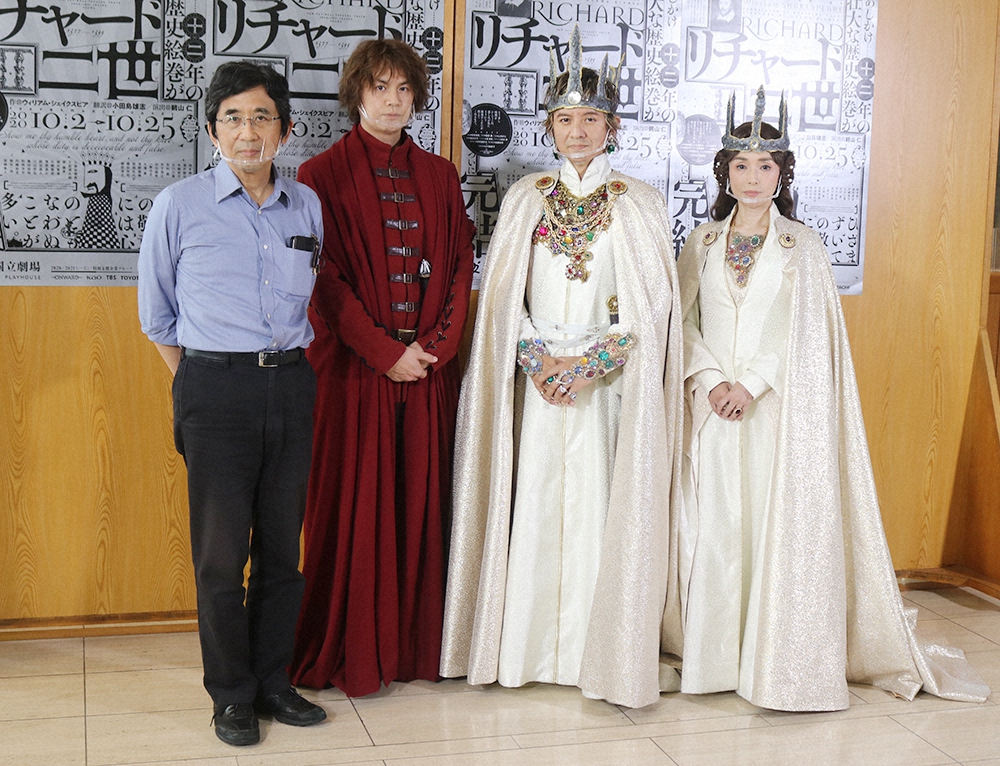 舞台「リチャード二世」の取材会に参加した（左から）鵜山仁氏、浦井健治、岡本健一、中嶋朋子