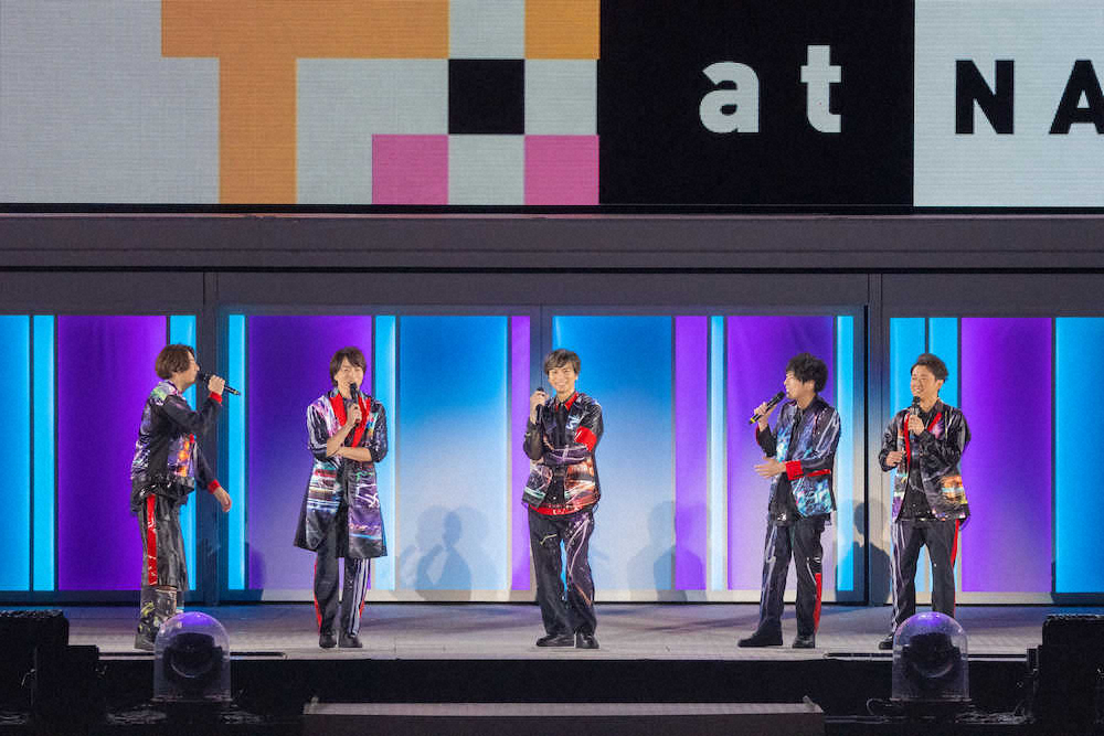 嵐　「アラフェス」圧倒的演出!風船5万個、花火2500発、使用した水250トン!