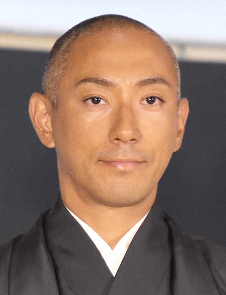 海老蔵　長男・勸玄くんの七三分け披露にフォロワー「大人っぽい」「海老蔵さんにそっくり！」の声