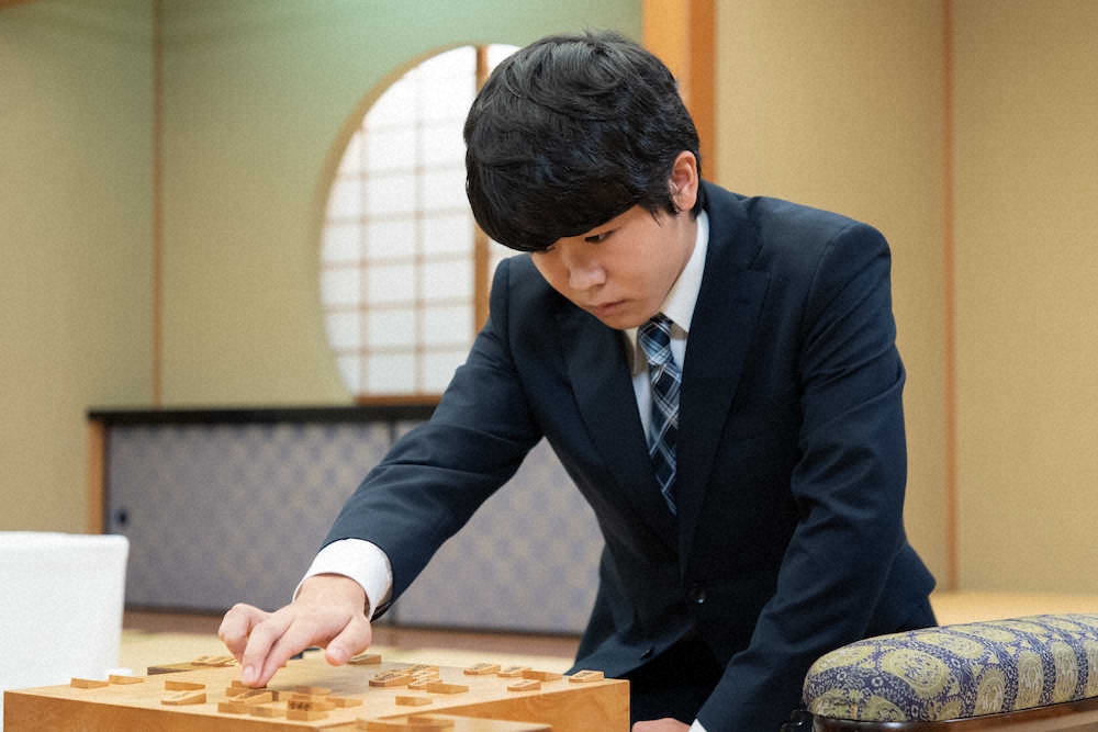 将棋ドラマ藤井2冠役に鈴木福　同年代の“天才”演じるため「動画見て練習」