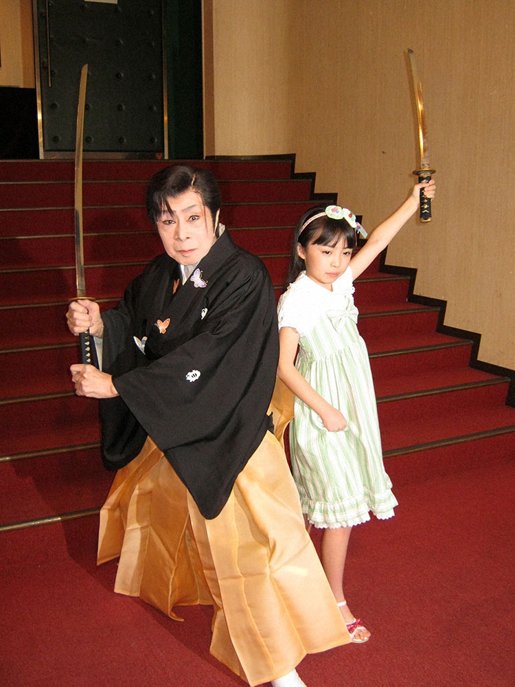 浅香光代さん　14歳で座長に　“ポロリ”あり浅草女剣劇の人気者、門弟600人超