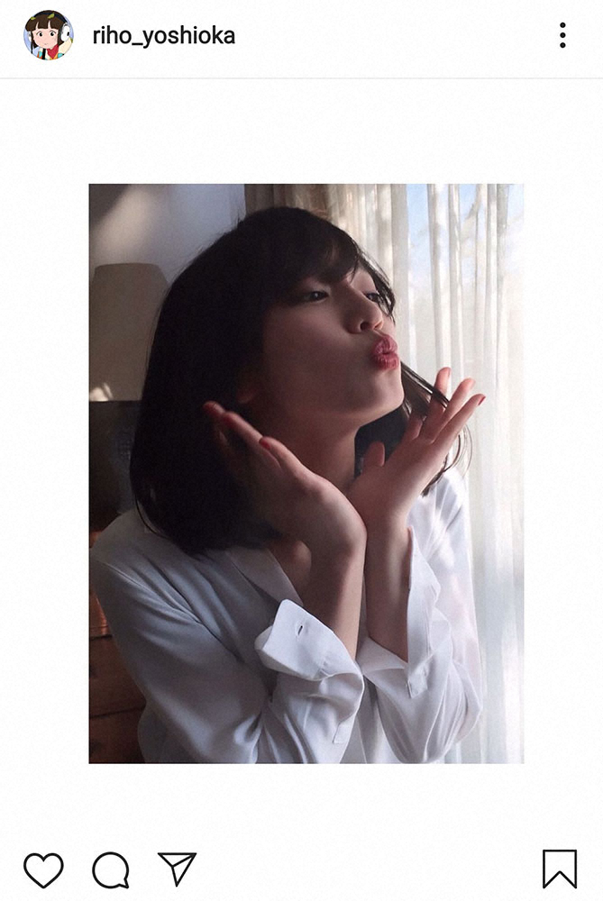 【画像・写真】吉岡里帆　クリスマスイブに“キス顔”のプレゼント　ファン歓喜「こんなサンタさん来ないかな」