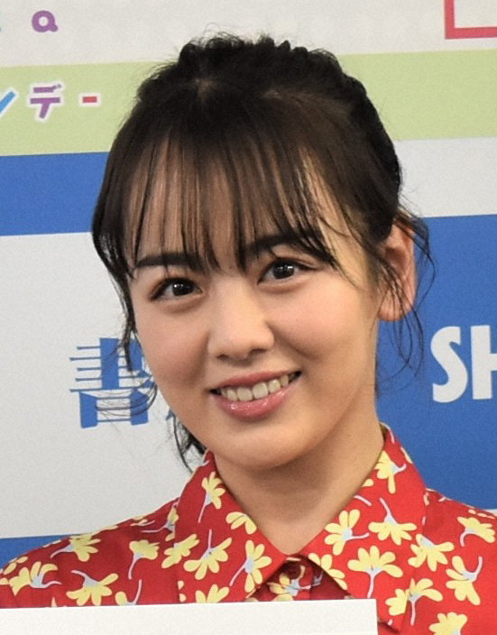 伊原六花　大島優子とのナース2ショット公開に「二人とも素敵」「なんだか姉妹みたい」