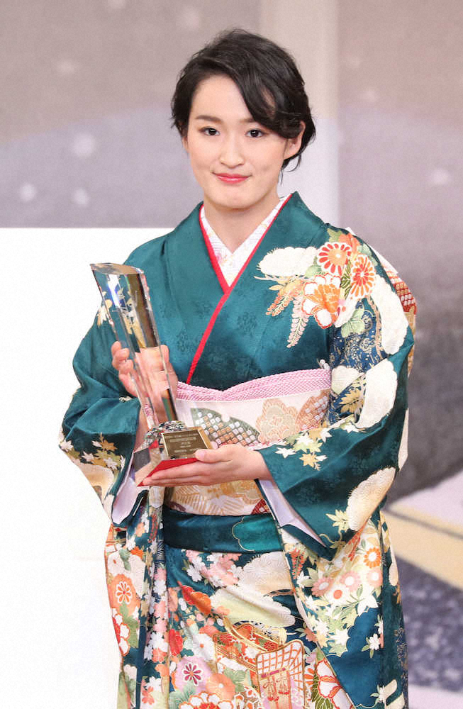 空手五輪代表・清水希容「和田静郎特別顕彰ミス日本」に選出