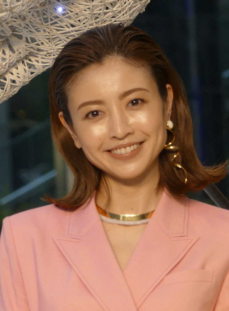 片瀬那奈、桜の衣装で「シューイチ」卒業　思い入れ企画での“限定復活”も熱望「私、勝手に来ます」