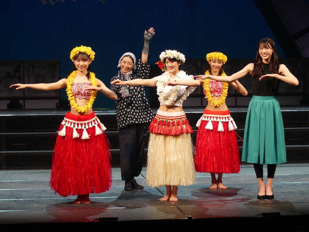 乃木坂・樋口日奈主演舞台「フラガール…」開幕、腰振りに苦戦「大変でした」