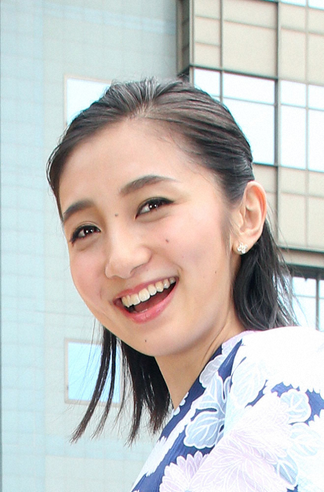 TBS近藤夏子アナ「まさか24歳で」　12年ぶりランドセル姿に「違和感なく見える」