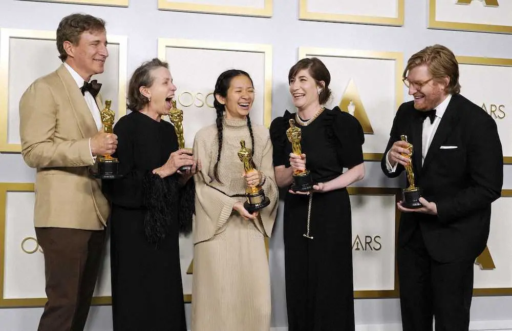 米アカデミー賞　アジア系女性が初の監督賞　クロエ・ジャオ氏「ノマドランド」が3冠