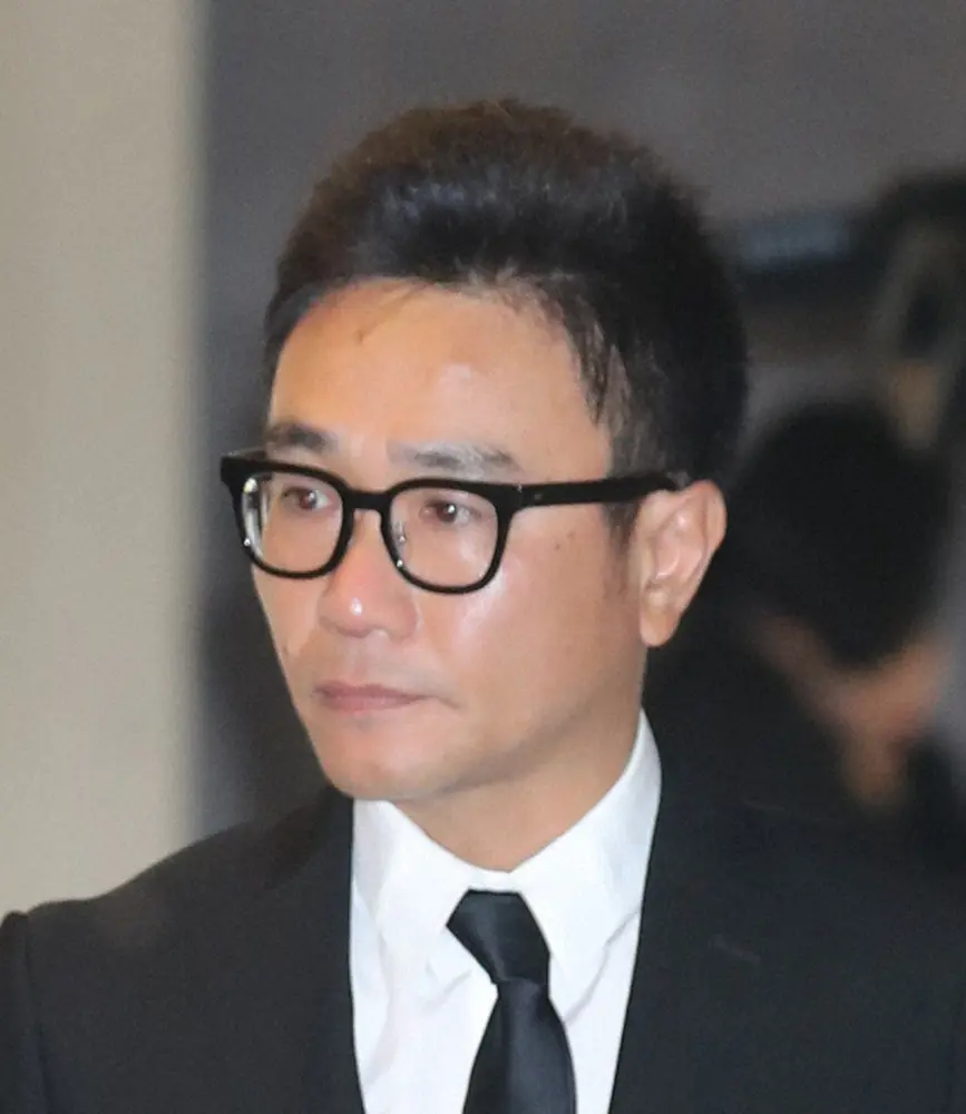 八嶋智人　「殿」田村正和さん追悼　初対面の思い出「“彼は誰なの？”とその綺麗な手でお示しに…」