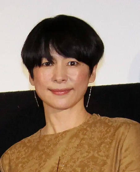 【画像・写真】西田尚美　田村正和さん追悼　「さよなら、小津先生」などで共演　「いつも楽しかった…さびしいです」