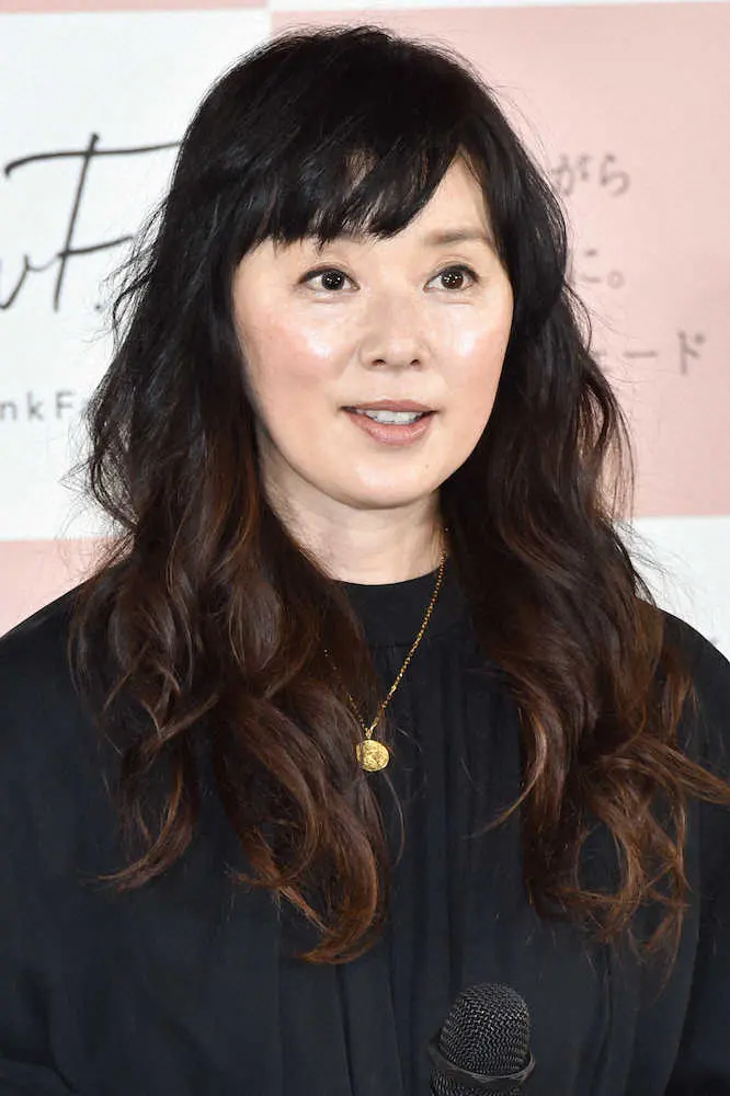 大塚寧々　美容のためマスクしながら変顔「散歩しながらしています」