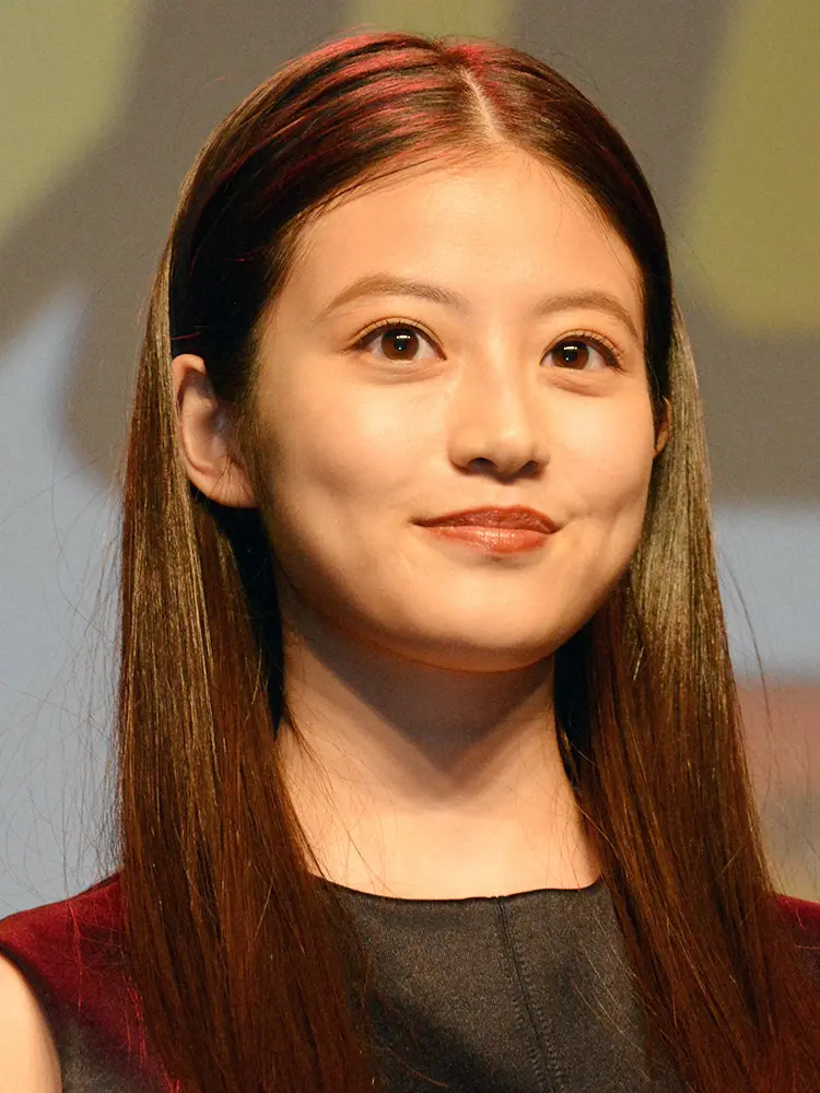 今田美桜　花束片手にすっぴん風ショット公開に「癒されます」「かわいすぎる」の声