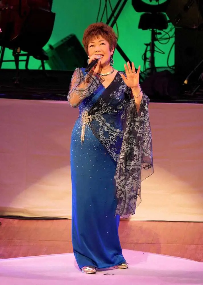 秋元順子　1年半ぶり公演でバースデー唱！「年齢が重なっていくと宝物が増えていく」